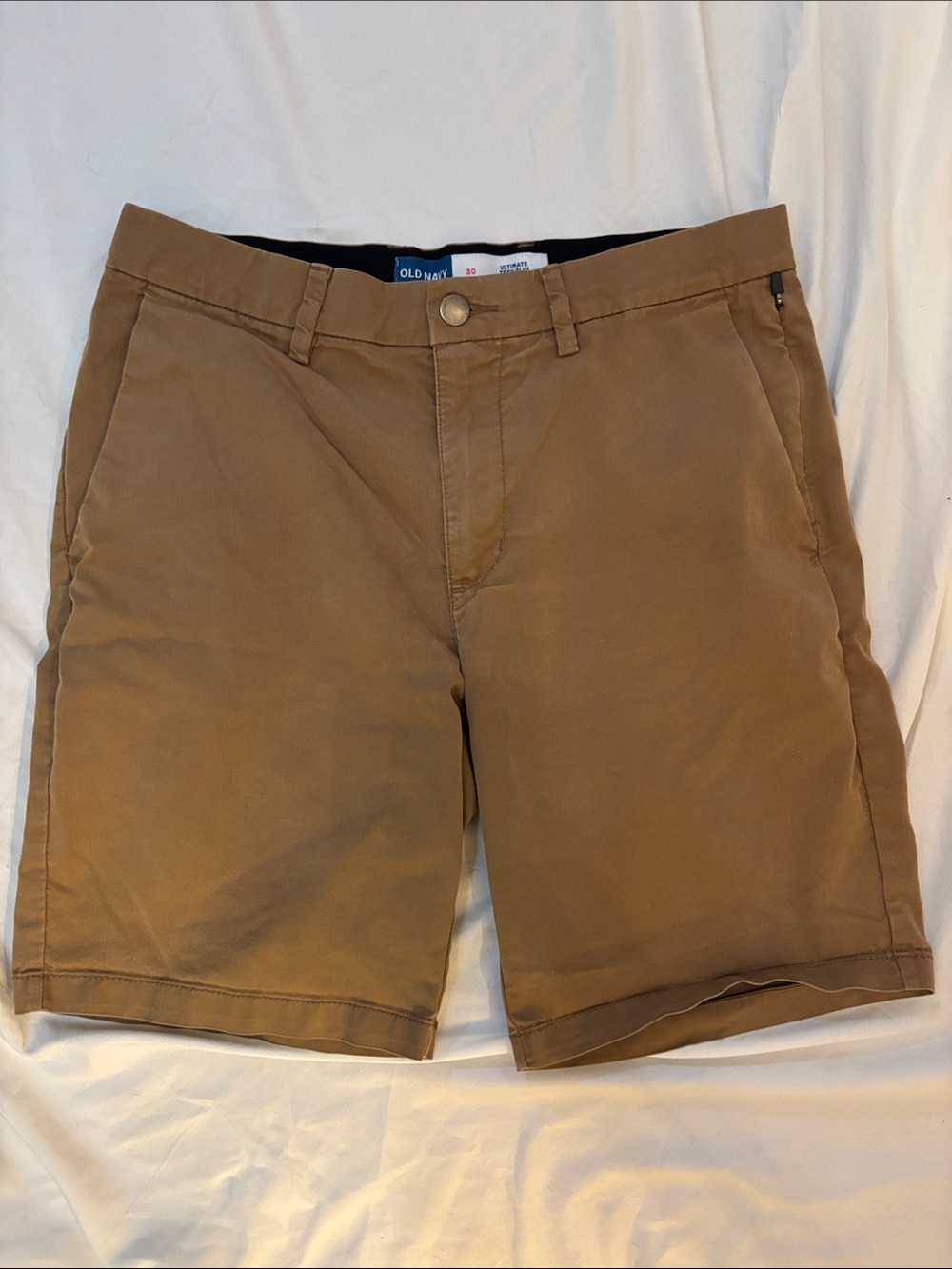 Old Navy Men's Tan Chino Shorts